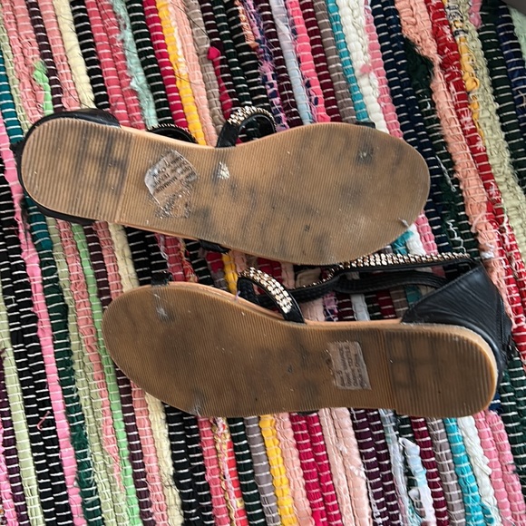 Sandals used size 6 used 3x - Picture 3 of 3